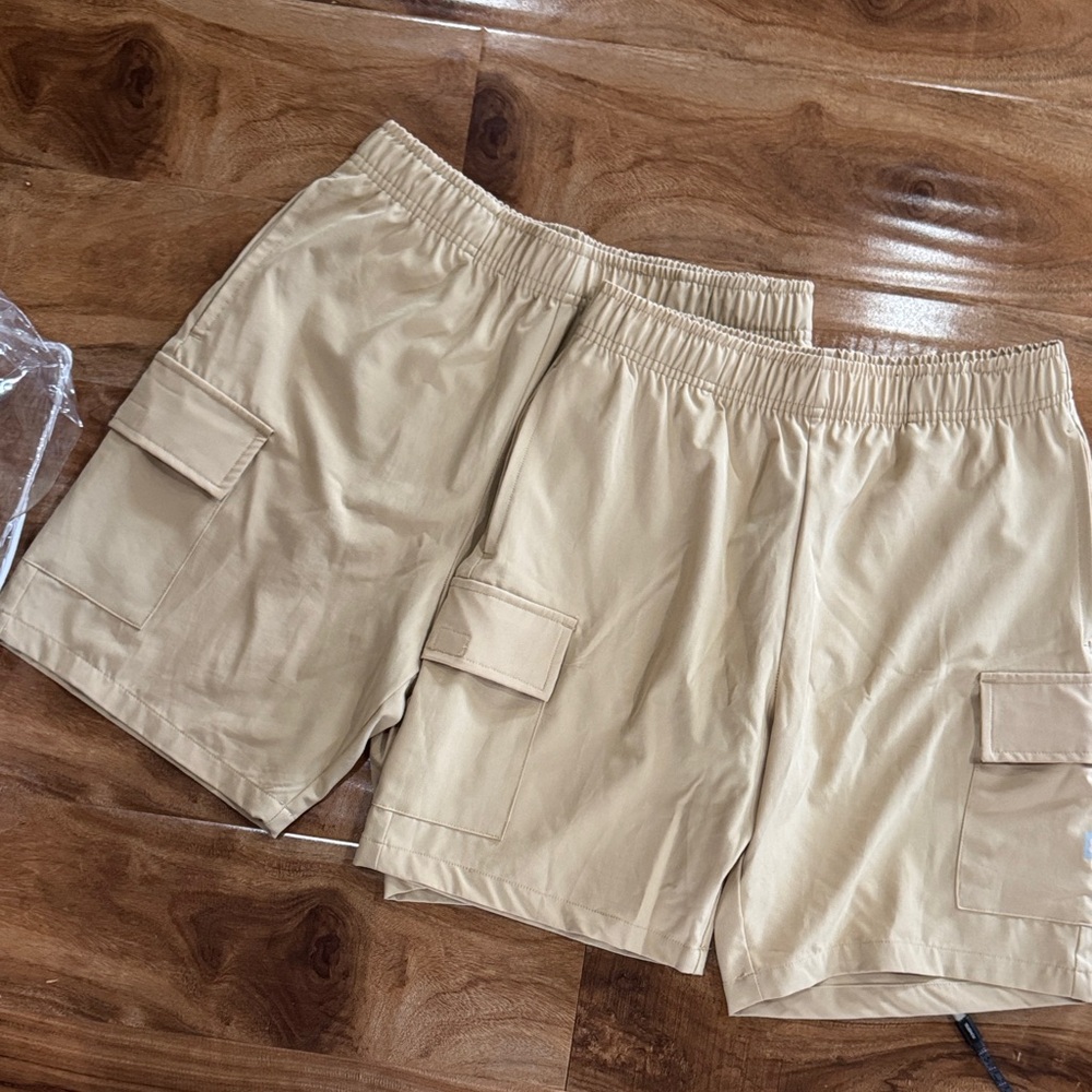Layer 8 lot of 2 pair boys athletic shorts size large